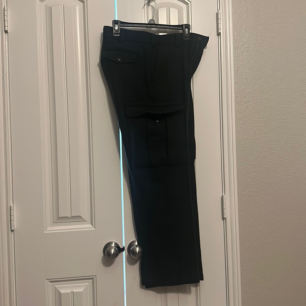 Mens codet wool hunter green cargo pants style#234G- size 30/ length 34
